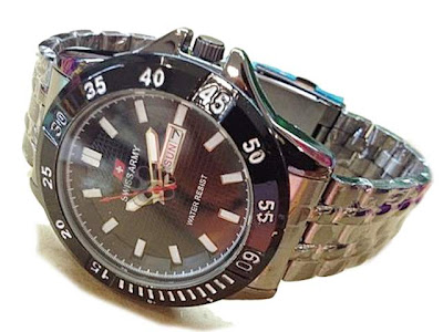 Swiss+Army+Fast+(Full+Black).jpg