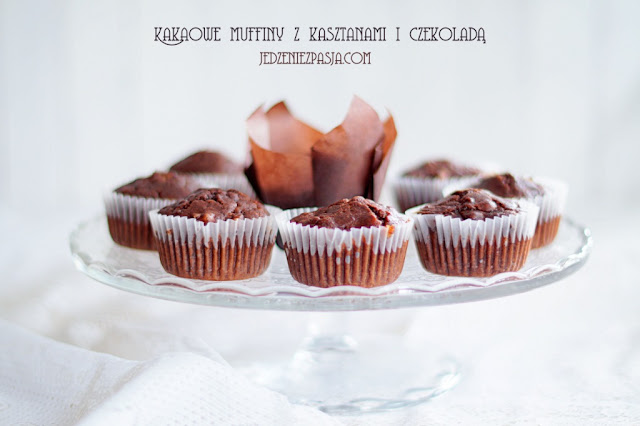 Kakaowe muffiny z kasztanami i czekoladą Kakaowe muffiny z kasztanami i czekoladą