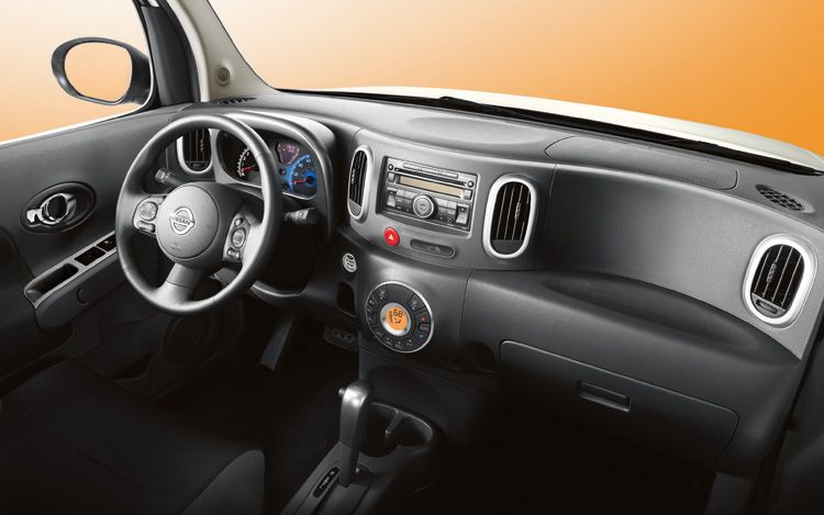 Car Interior The Nissan Cube One Of The Coolest Cars Of 2009