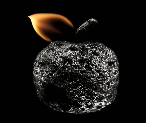 04-Match-Apple-Flame-Russian-Photographer-Illustrator-Stanislav-Aristov-PolTergejst-www-designstack-co