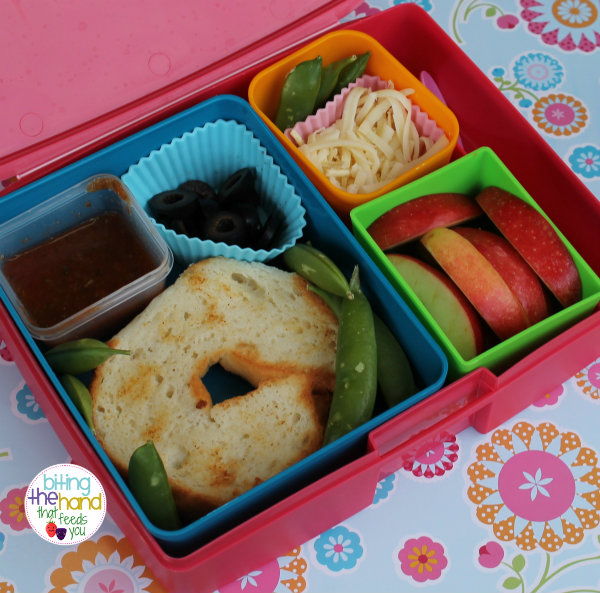 Biting The Hand That Feeds You MOMables Monday Bagel Pizzables