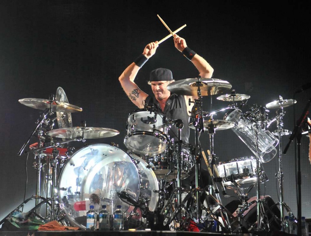 http://4.bp.blogspot.com/-9P7clXA1G9Y/T8qI00NisEI/AAAAAAAACTs/80Ycoi4qTH0/s1600/red-a-chili-peppers-men-arena-november-15th-2011-manchester-england-im-with-you-tour-concert-show-anthony-kiedis-flea-josh-klinghoffer-chad-smith-manchester-evening-news-arena-rhcp-image-787786.jpg
