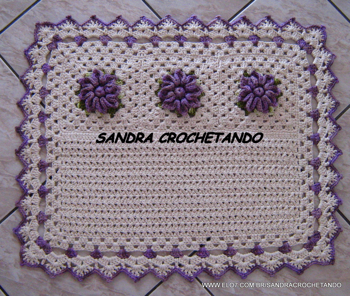 CROCHETANDO TAPETES EM BARBANTE BORBOLETAS E FLORES Holiday and CROCHETANDO TAPETES EM BARBANTE BORBOLETAS E FLORES Holiday and