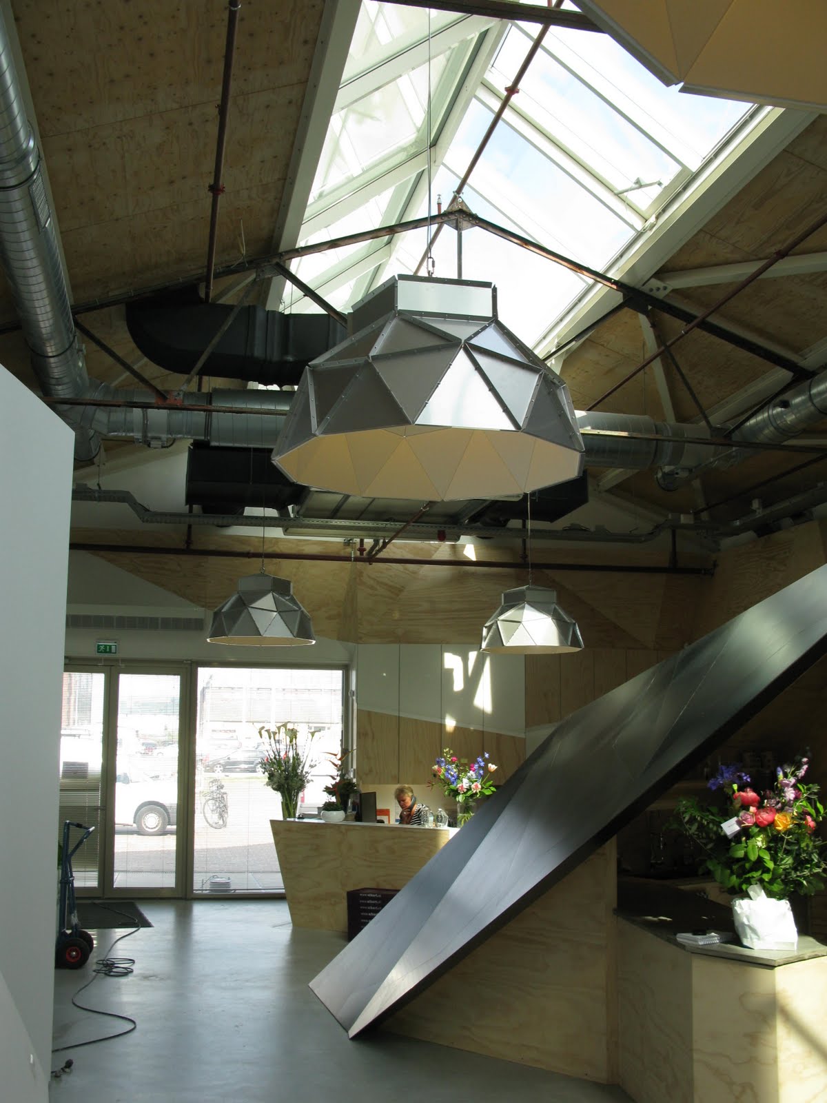 Romy kühne design: mijn lampen in het nieuwe red bull hoofdkantoor ...