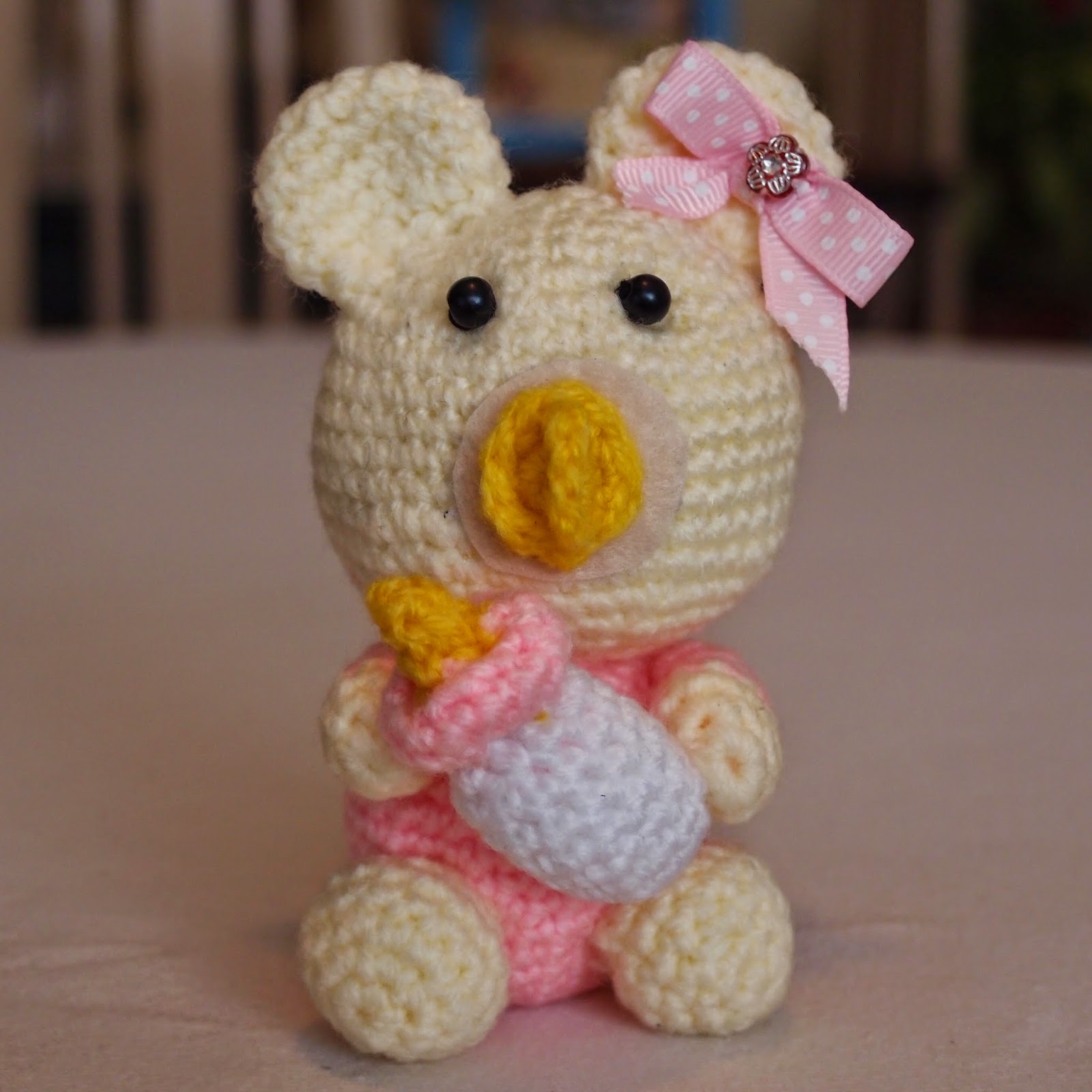 Un taller diferente: Osito bebe / kitty bruja