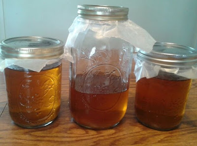 Decanted, finished syrup Decanted, finished syrup