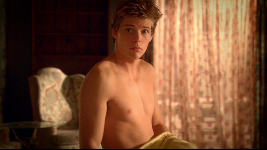 Colin ford naked - 🧡 Pin on Womens Fashion Street Tomboys.