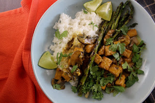 Aromatic Tofu with Mushrooms and Asparagus