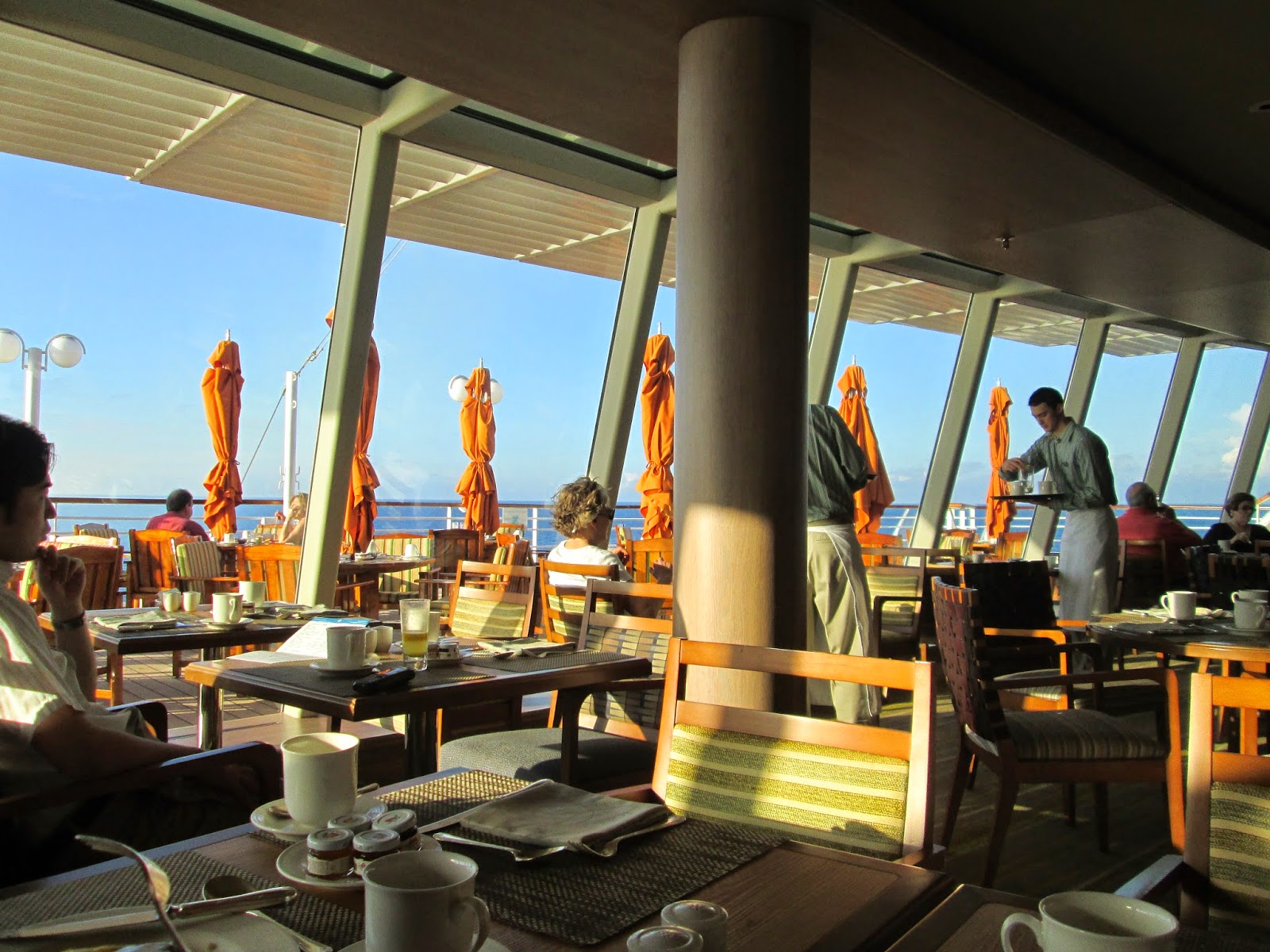 Crystal Cruise, The Symphony
