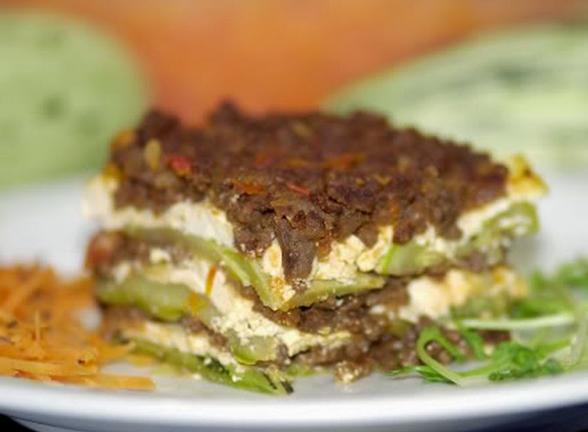 Lasanha de Abobrinha com Carne de Soja Lasanha de Abobrinha com Carne de Soja (vegana)