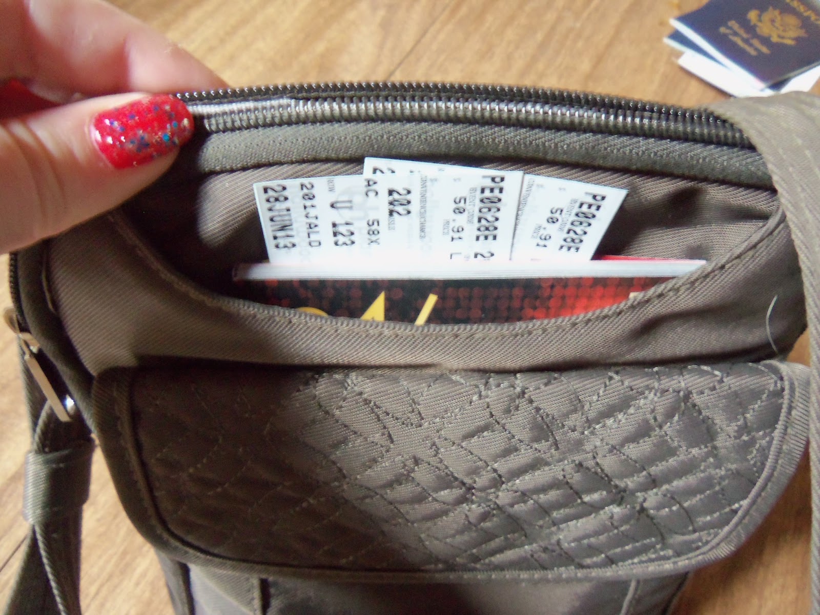 travelon anti theft signature slim backpack