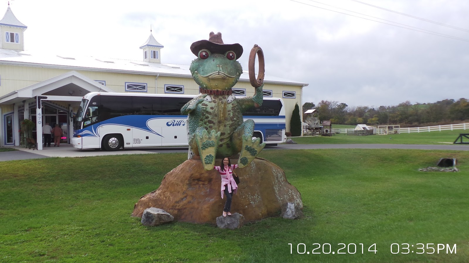 Trails And Travelogues The Yellow Barn Shenandoah Caverns
