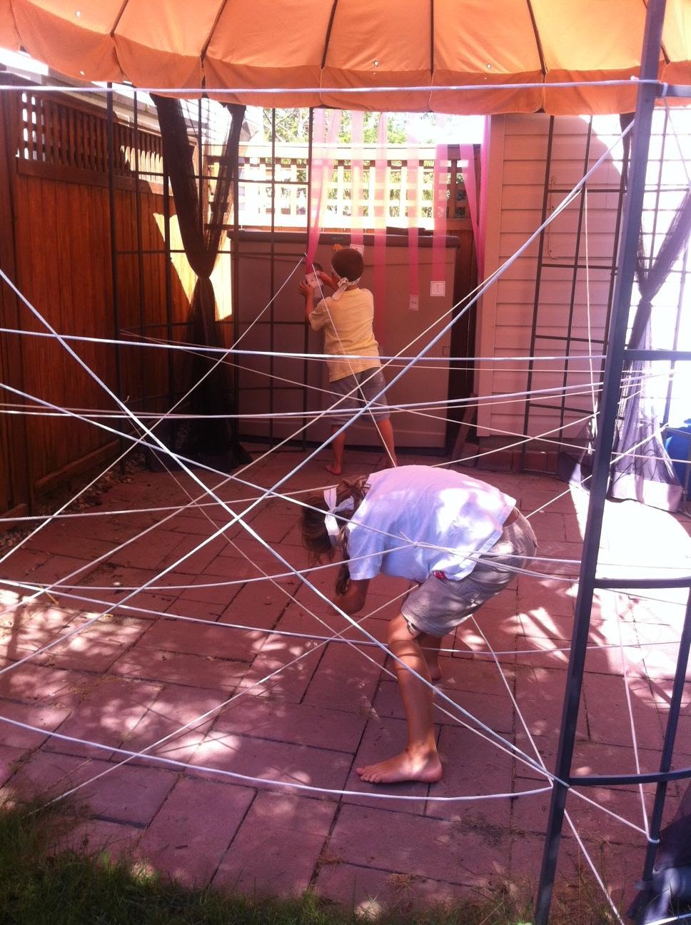 String Maze