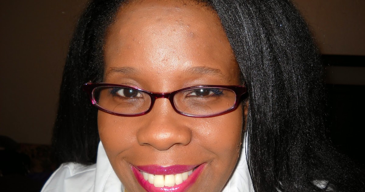 CoilyQueens™ New Moon trimming for increased hair growth or thickness