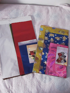 STAR PENNSYLVANIA: CARTA REGALO, NASTRI DECORATIVI, SCATOLE
