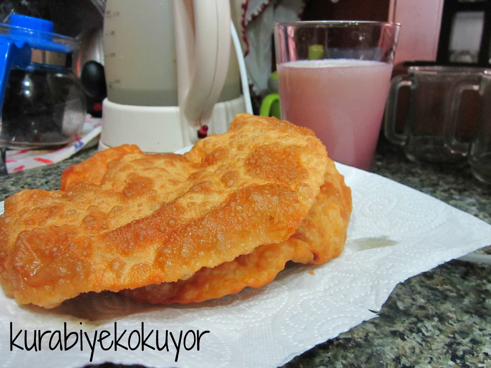 KurabiyeKokuyor ÇİĞ BÖREKÇİBÖREK