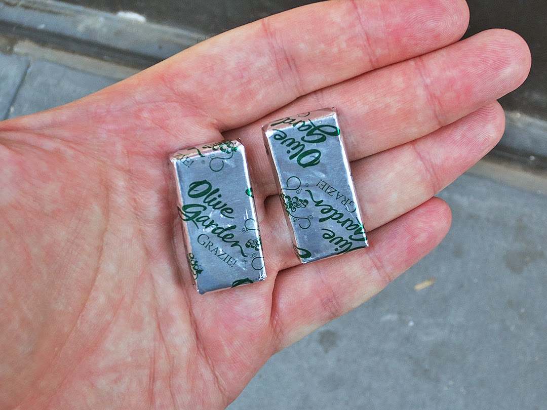 olive garden chocolate mints