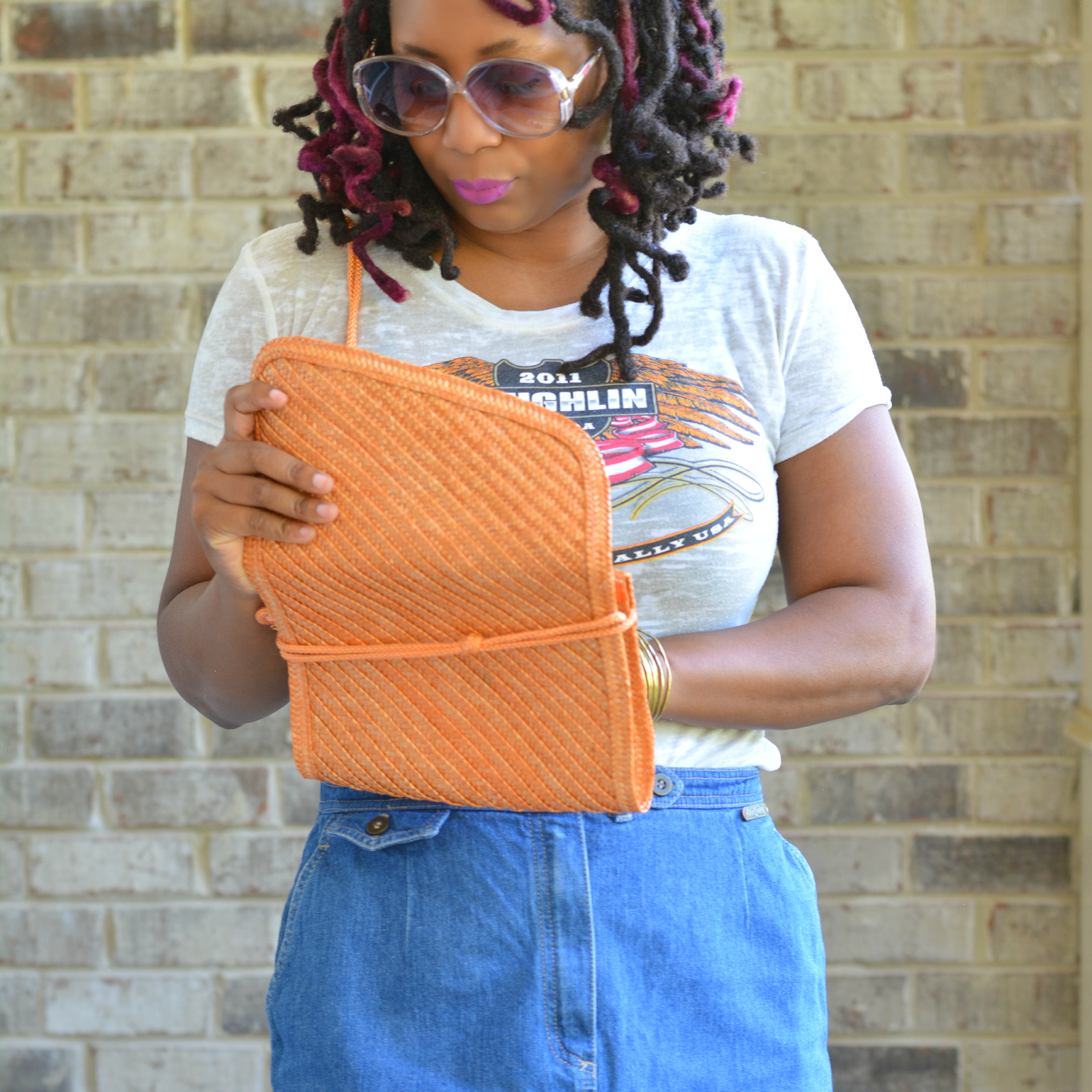 vintage-orange-straw-purse