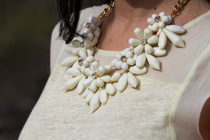 Floral Statement Necklace Lauren stylein Ivory color by MOKKA Accesories