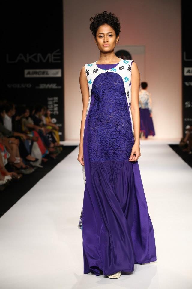 Lakme fashion week day 3 purvi doshi collection summer 2017 Lakme fashion week day 3 purvi doshi collection summer 2017