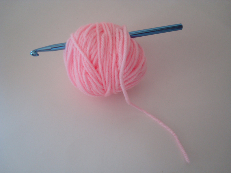 my ball of yarn and needles and post them here on my blog for everyone ...