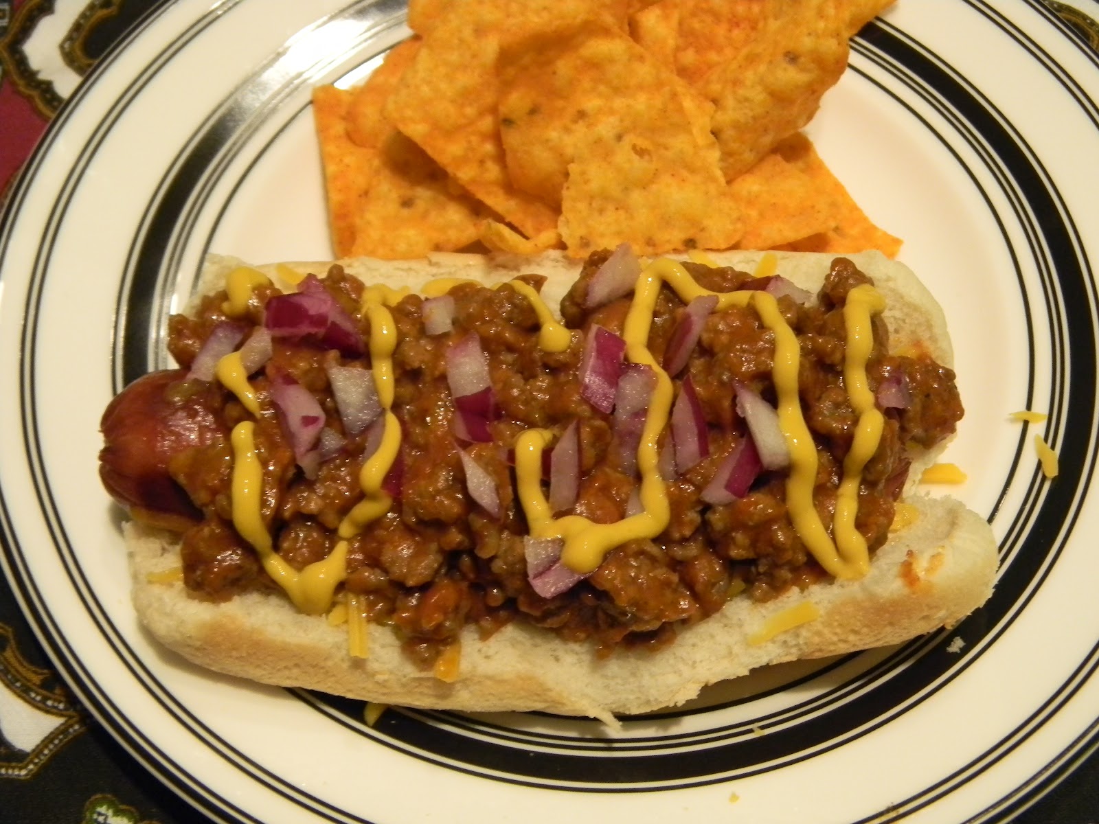 Chili Hot Dog