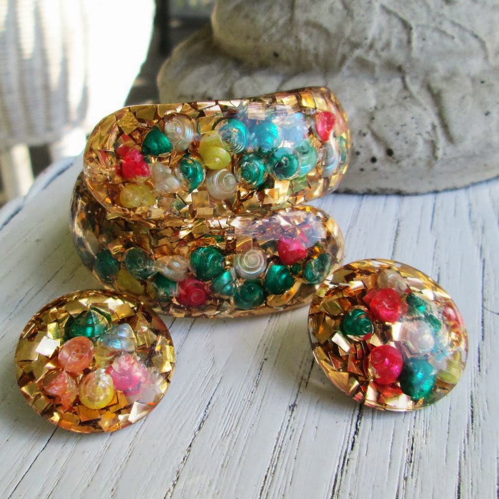 Bunnatine Dreams Lucite and Bakelite