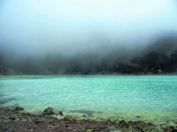 Danau Kawah Putih www.belantaraindonesia.org
