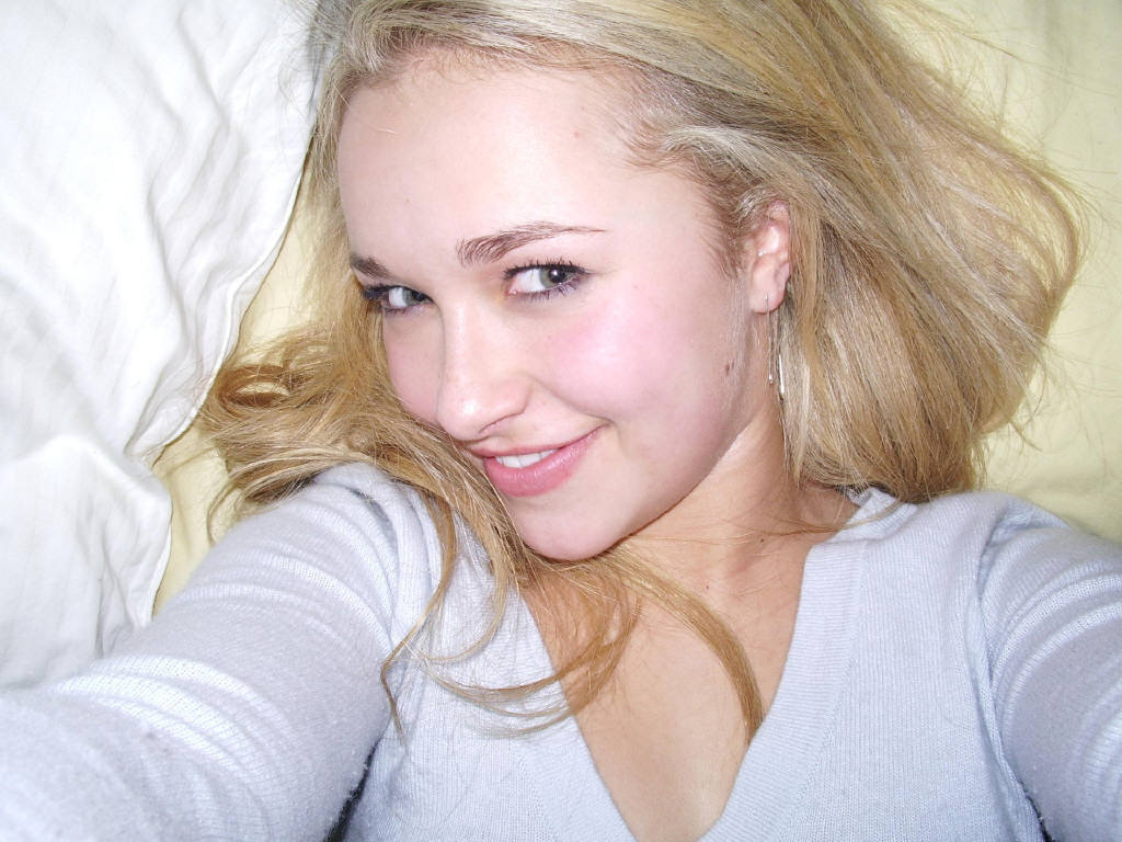 http://4.bp.blogspot.com/-9eW6PX5u6Rk/UBAWb4uM_8I/AAAAAAAAELE/9v2neumX0Q0/s1600/Hayden-Panettiere-hayden-panettiere-4884423-1024-768-picpile.jpg