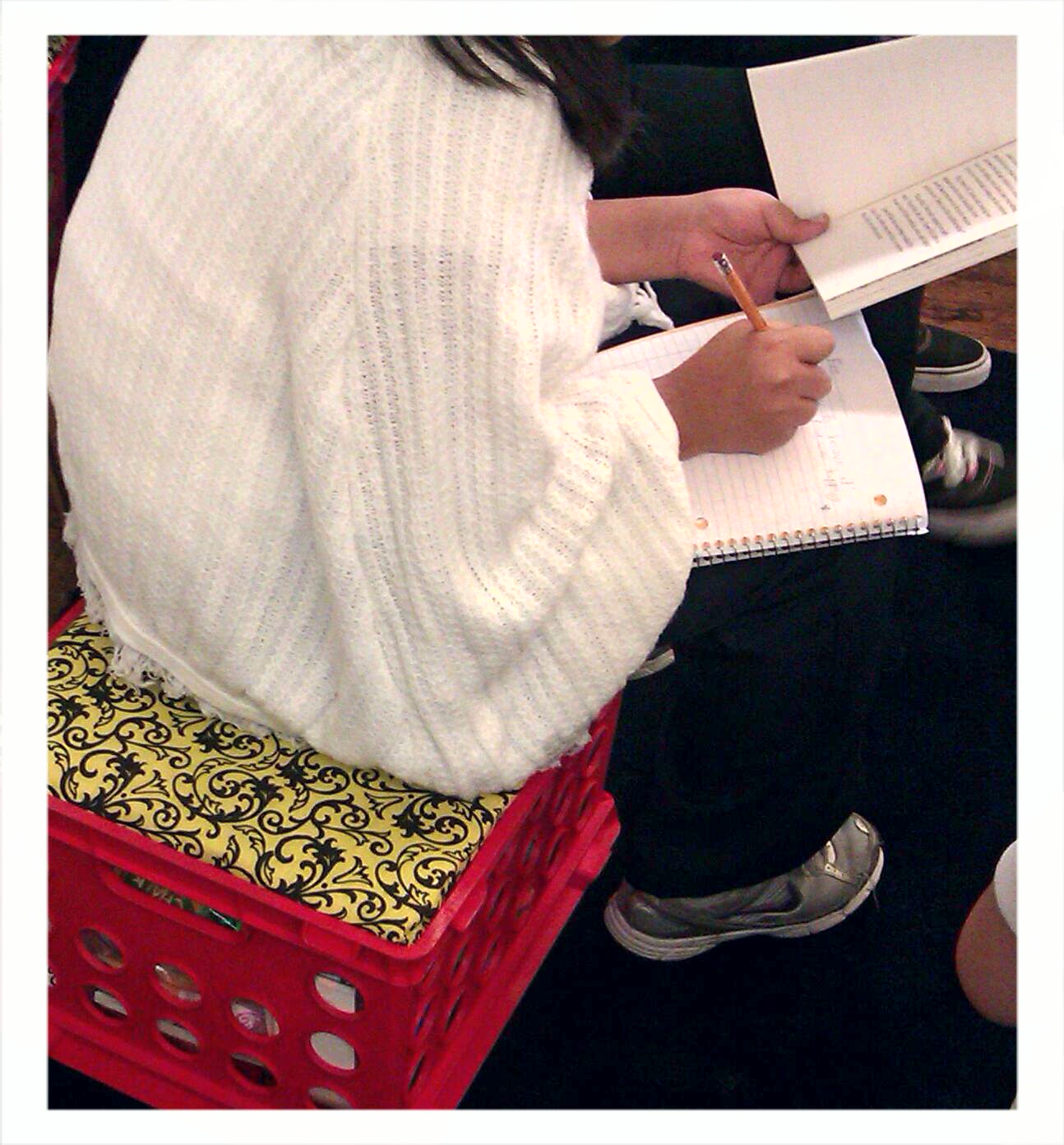 CRUZin' Through WBT DIY Milk Crate Ottoman