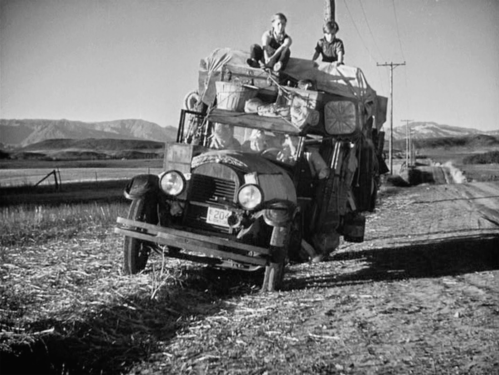 the grapes of wrath v s the The grapes of wrath opens with a brief ecological look at the plains drought in the first inner chapter what purpose does this chapter’s “inner” narrative . the grapes of wrath v s the The grapes of wrath opens with a brief ecological look at the plains drought in the first inner chapter what purpose does this chapter’s “inner” narrative .