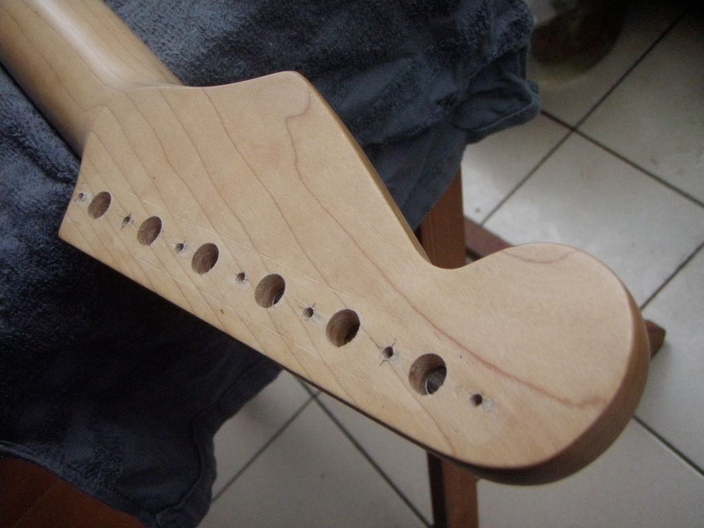 Upgrading Electric Guitar Tuners DIY Strat (and other guitar & audio