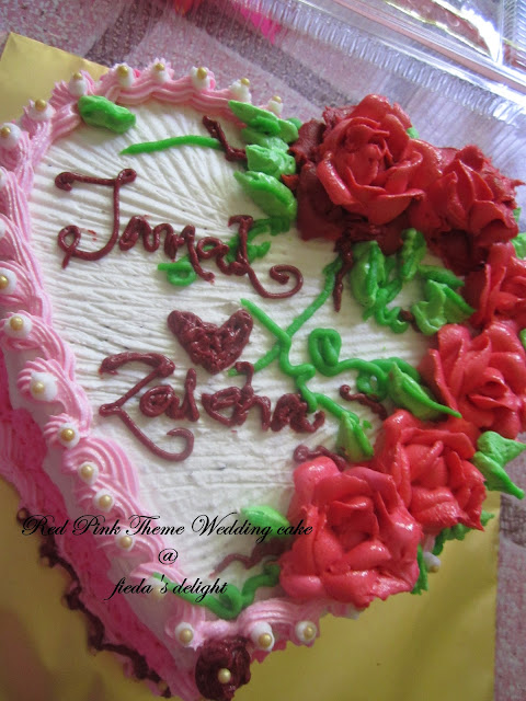 Red Pink Theme Wedding Cake chocolate buttercream cake Red Pink Theme Wedding Cake chocolate buttercream cake