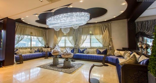 الصالون المغربي العصري و تشكيلة أنيقة باللون البنفسجي وصفتي