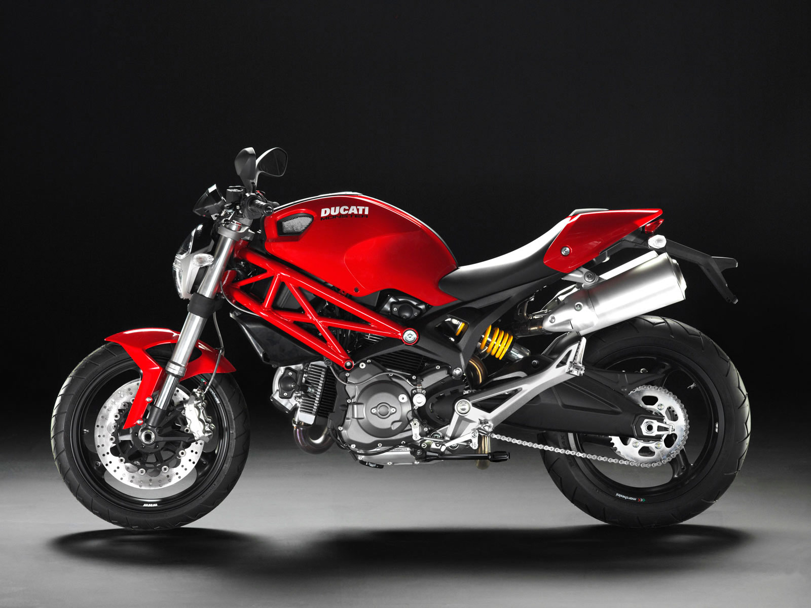Ducati Gallery Ducati Monster 696 Review