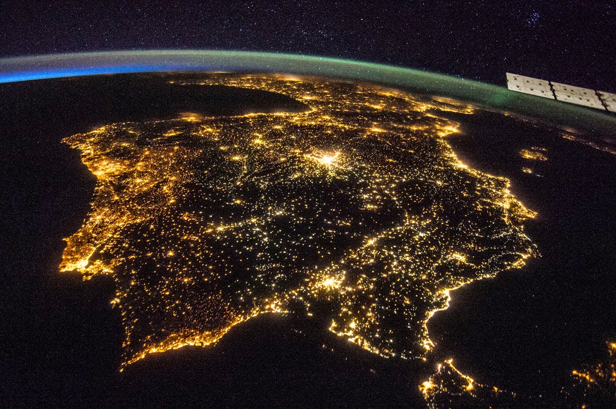 La Península Ibérica de noche
