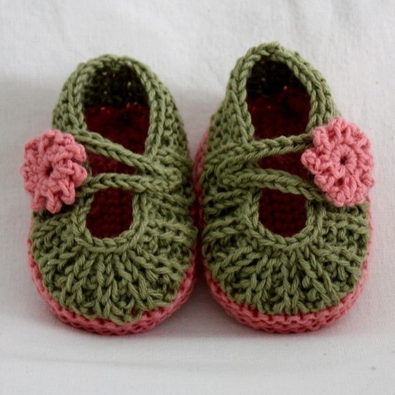 Ticklish Fingers: Crochet Baby Slippers