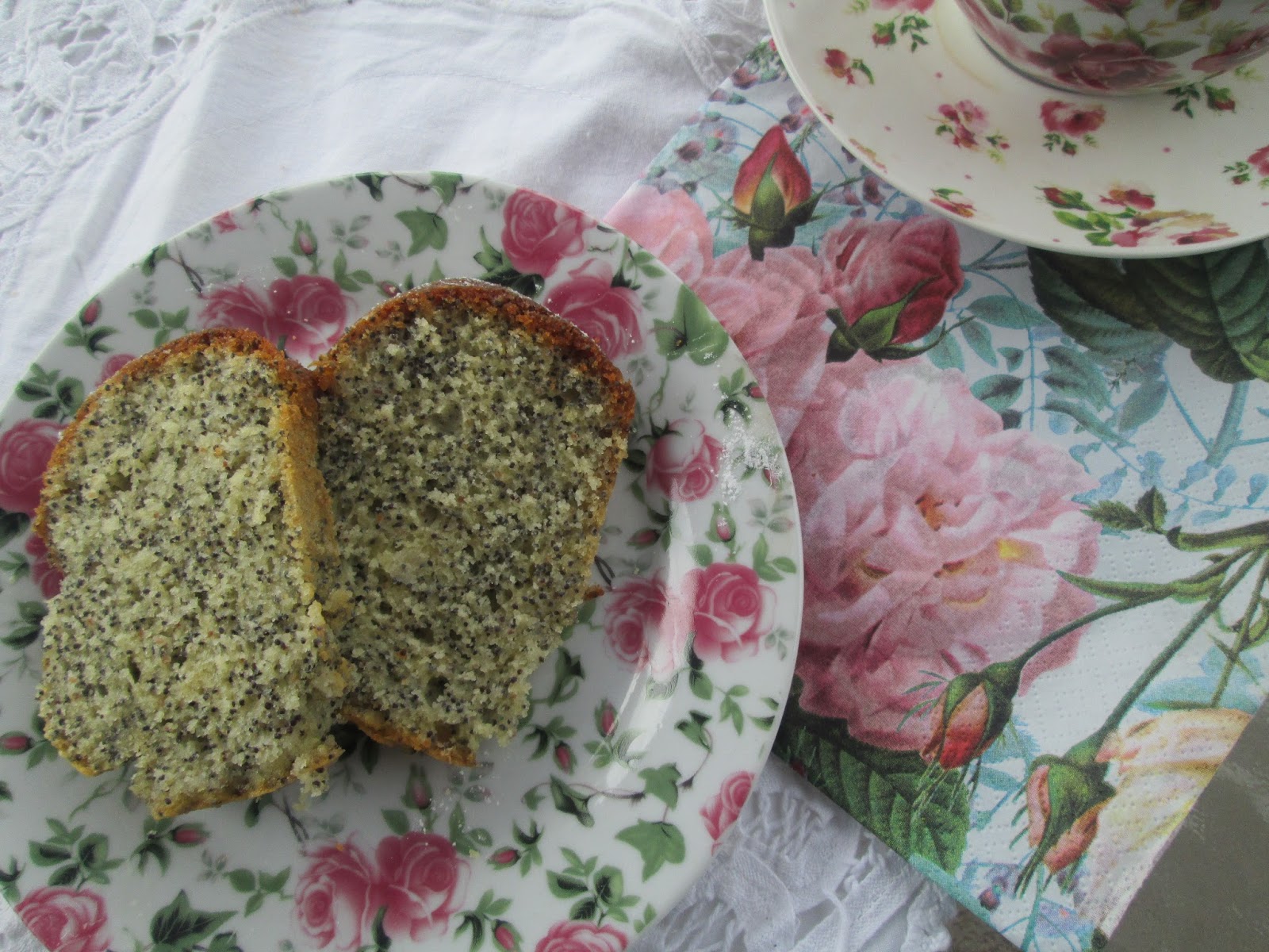 Canela kitchen (gloria) Poppy seeds cake with orange glaze