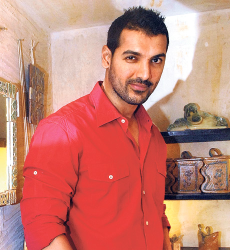 John Abraham, Muscle Bolliywood Actor | Trendy Hairstyles 2014