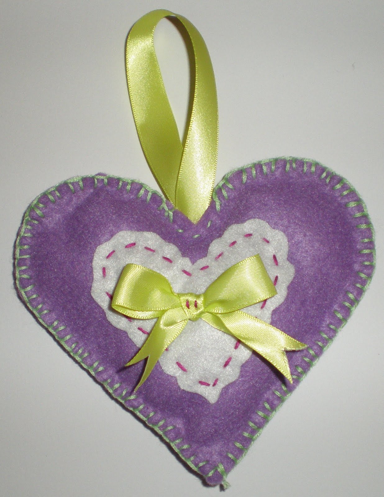 Learn to Teach.Teach to Learn.: Felt Heart Sachets -- Teens & Adults