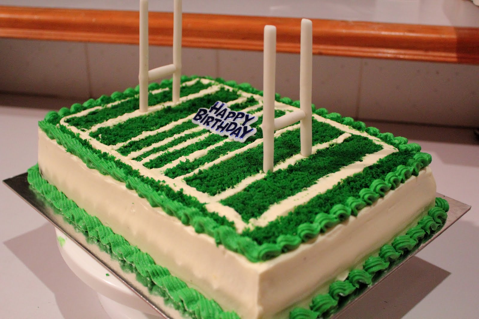 Edible Heaven Rugby Field Birthday Cake my first themed cake