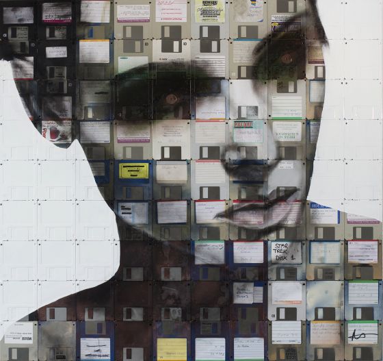 Nick Gentry pinturas retratos em disquetes