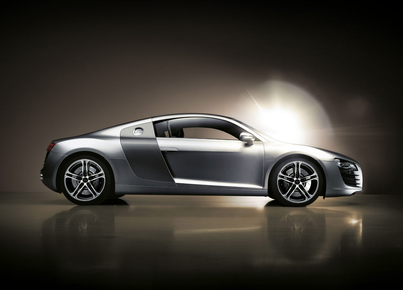 http://4.bp.blogspot.com/-9jkF-N8fTYY/UKEsKvWzp5I/AAAAAAAAGsA/sbt-oSPp9Gc/s1600/Grey-Audi1.jpg