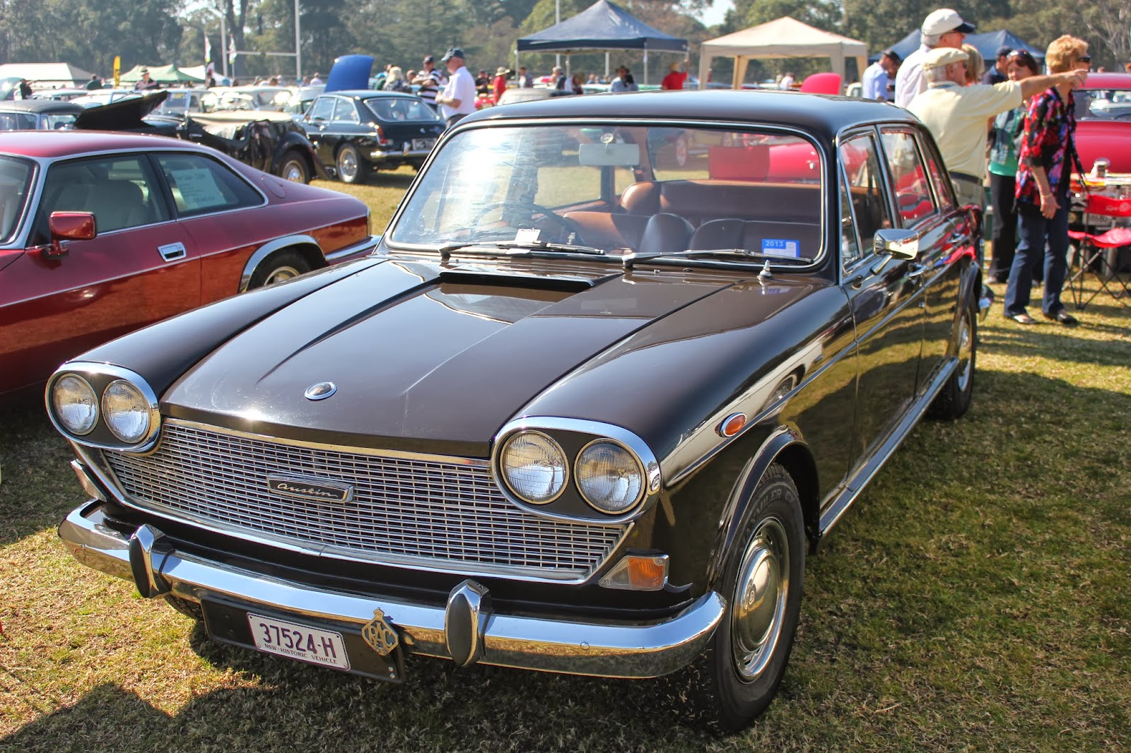 Aussie Old Parked Cars 1968 Austin 3 Litre