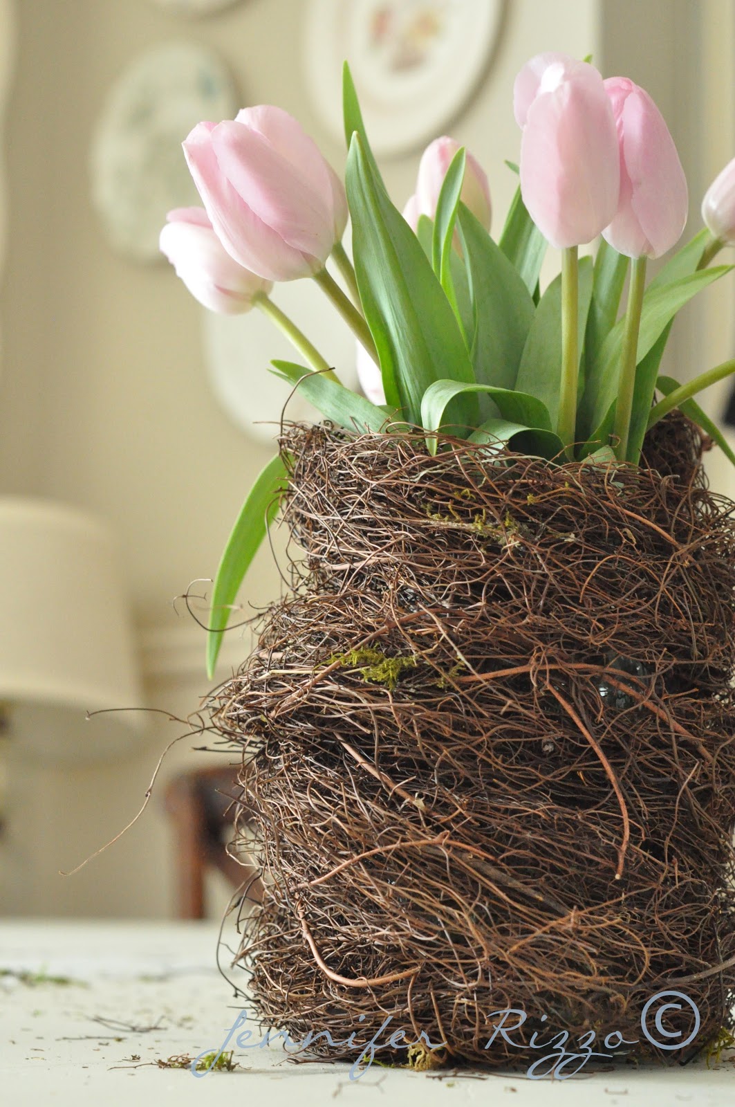 Make a bird's nest vase... Jennifer Rizzo