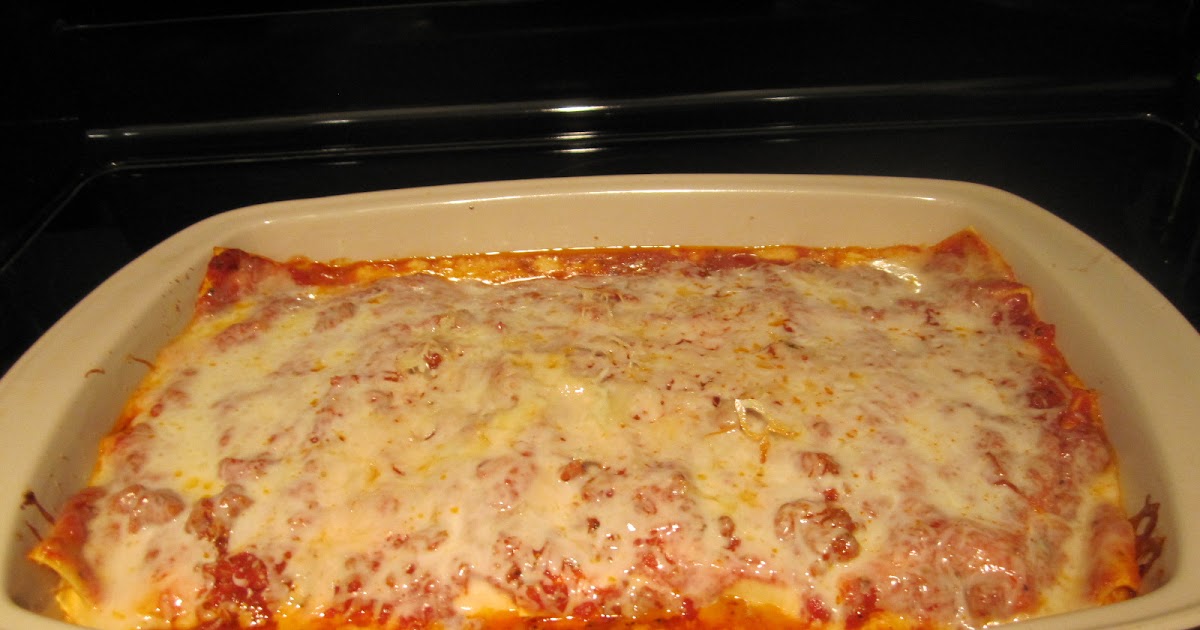 Sophie in the Kitchen Lasagna with Homemade Tomato Sauce