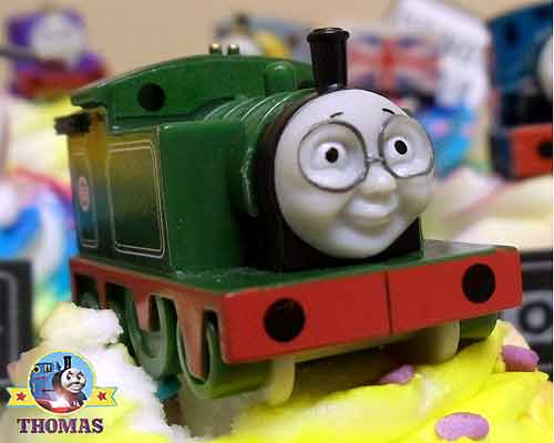 Cupcakes Thomas The Tank Cake Ideas Decorating Kit 15 ...