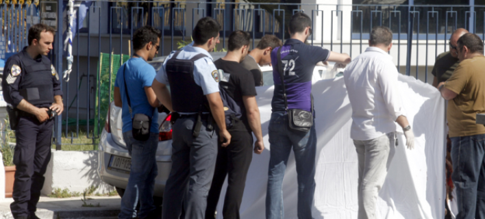 «Τι άλλο θα μου πάρετε;» είπε ο φαρμακοποιός - Του απάντησαν με 5 σφαίρες dolofonia farmakopoios