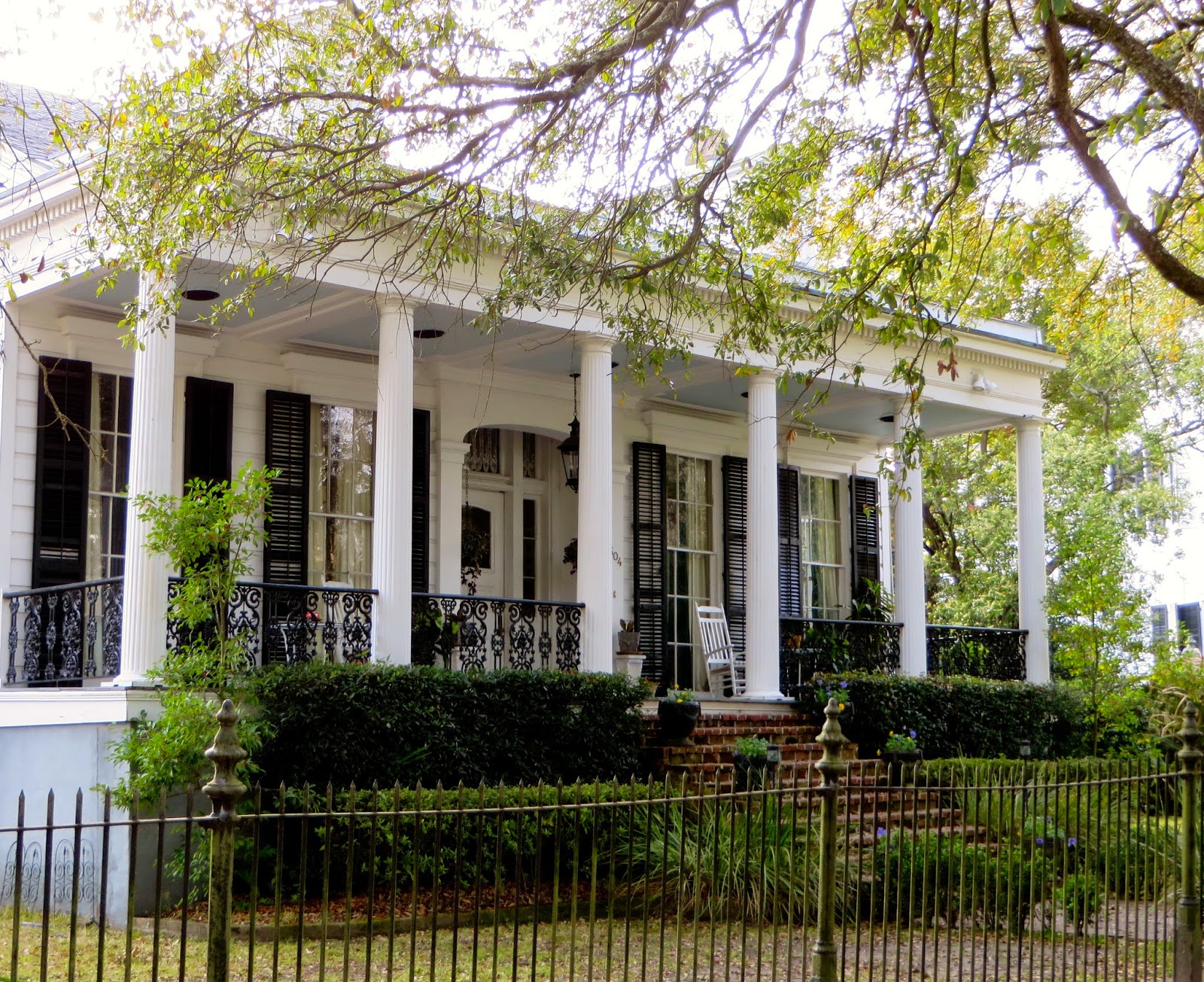 a curious gardener: New Orleans Garden District and Uptown
