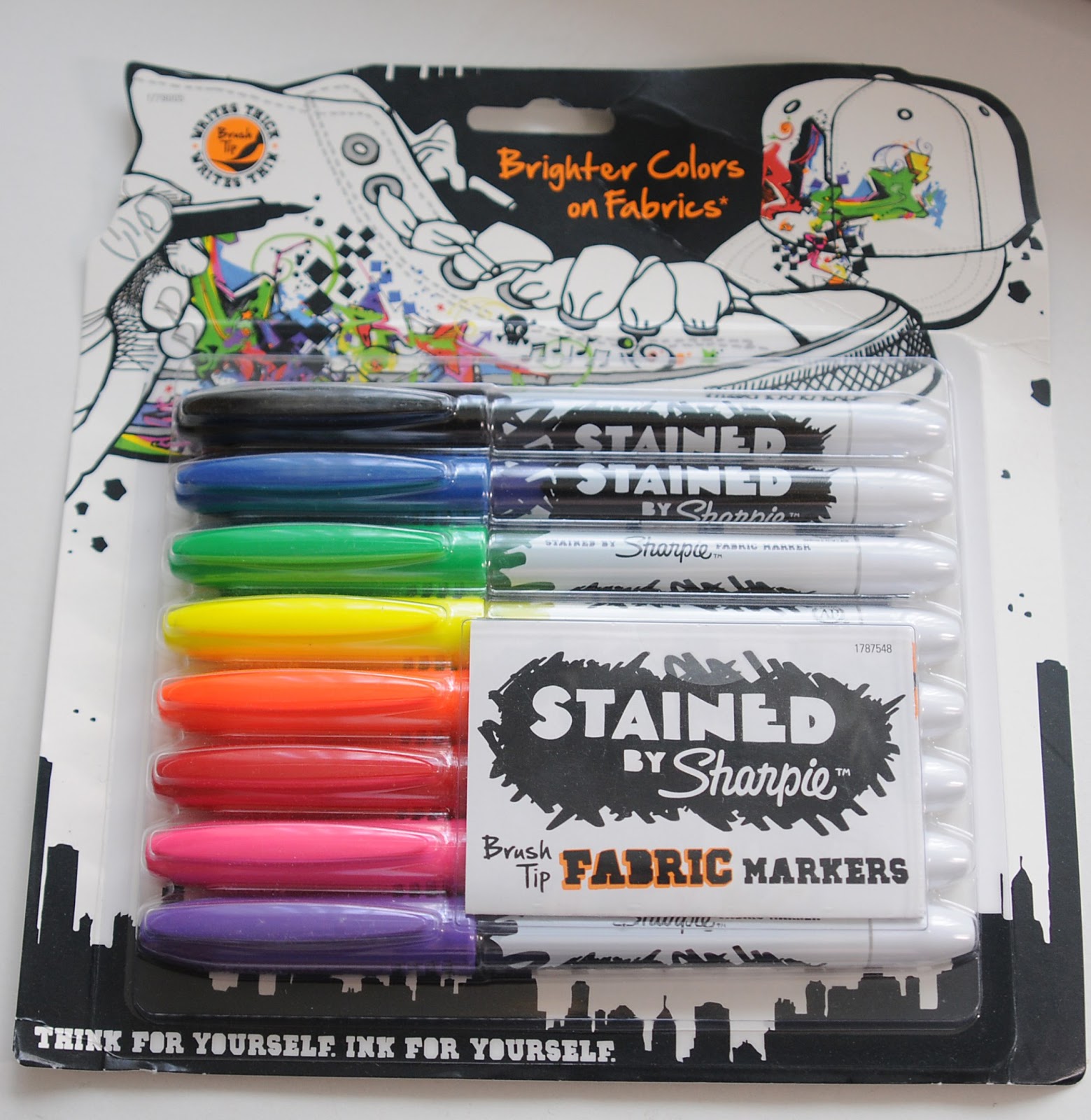 Amy Chomas: Fabric markers in the Chomas Creations adjustable marker holder